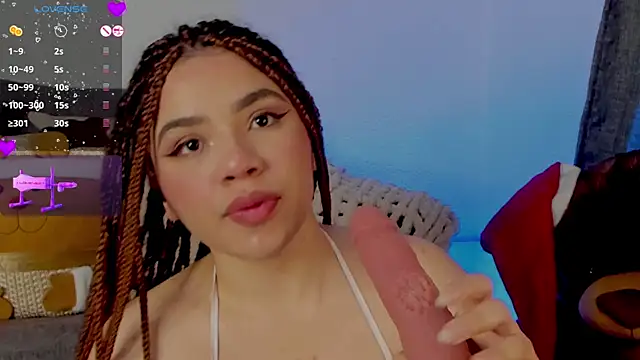 Snapshot of Queen_Deepthroat chatting on 12.25.24 Queen Deepthroat online show from 12.25.24