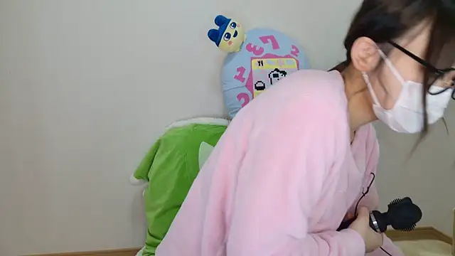 hi---chan- online show from 01.23.25