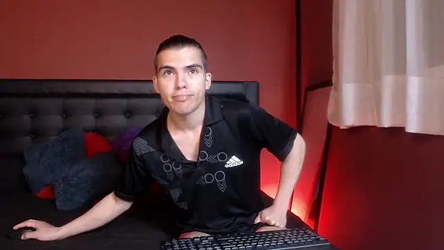  Tattoo Couple online show from 03.04.25