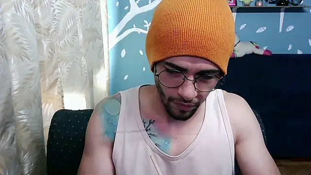 Snapshot of ponzothc chatting on 11.01.25 ponzothc online show from 11.01.25