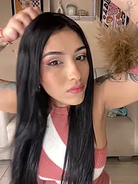 Snapshot of Sweetie_Arianna chatting on 03.25.26 Sweetie Arianna online show from 03.25.26