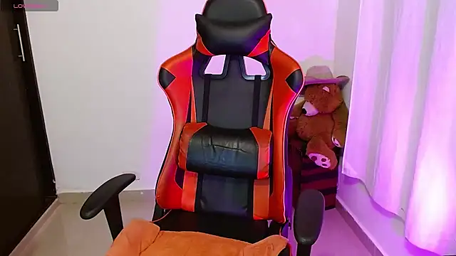 daarklover online show from 01.06.25