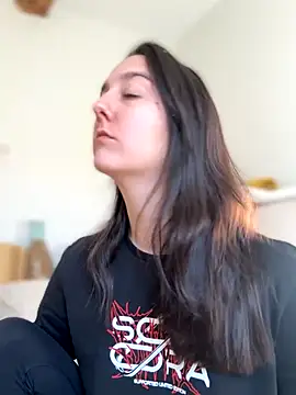  Juliette online show from 11.04.25