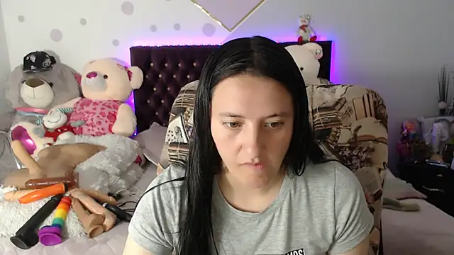 Lorenahot 06 online show from 09.16.25