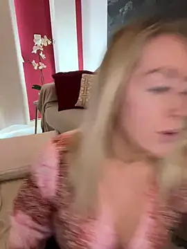 Snapshot of ChristyAdair chatting on 12.09.24 ChristyAdair online show from 12.09.24