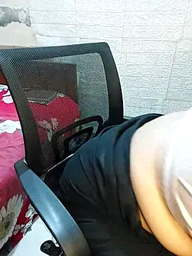 Snapshot of Adiba_2 chatting on 06.14.26 Adiba 2 online show from 06.14.26