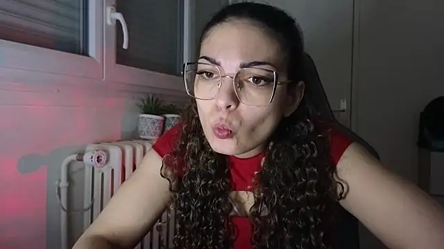 Snapshot of La_Nebulleuse-Nebulla chatting on 12.23.24 La Nebulleuse-Nebulla online show from 12.23.24