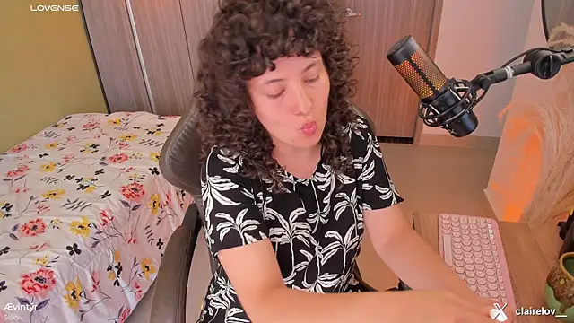 Snapshot of orchide_ chatting on 01.17.26 orchide online show from 01.17.26