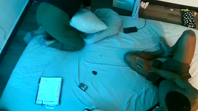 ExoticVibes69 online show from 10.18.25