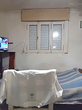 Snapshot of Zorrita_Fox chatting on 06.19.26 Zorrita Fox online show from 06.19.26