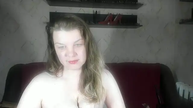 DarkIlona online show from 11.18.25