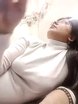 Snapshot of Husnpari20 chatting on 01.01.25 Husnpari20 online show from 01.01.25