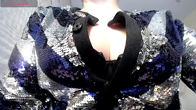 Snapshot of BlondeBrilliant7 chatting on 12.27.24 BlondeBrilliant7 online show from 12.27.24