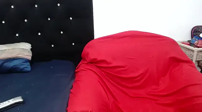 Snapshot of Ainhoa-hot chatting on 01.21.25 Ainhoa-hot online show from 01.21.25