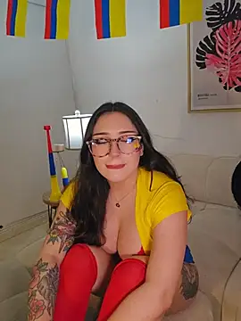 Snapshot of freya_bella_ chatting on 07.04.26 freya bella online show from 07.04.26