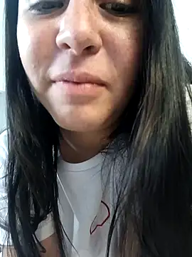 Snapshot of Arii_Vga chatting on 01.15.25 Arii Vga online show from 01.15.25