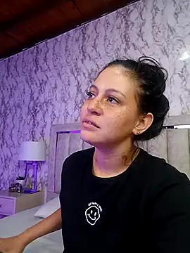 Snapshot of Arii_Vga chatting on 03.18.25 Arii Vga online show from 03.18.25