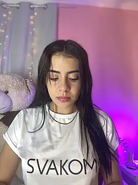 Snapshot of hannacruzsj chatting on 12.20.25 hannacruzsj online show from 12.20.25