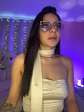 Snapshot of hannacruzsj chatting on 02.04.26 hannacruzsj online show from 02.04.26