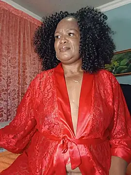 Snapshot of TALLNSEXY48 chatting on 07.29.26 TALLNSEXY48 online show from 07.29.26
