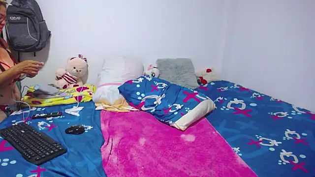 Stepmom slut 50 online show from 03.05.25