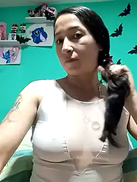 emilypoppy3 online show from 01.10.25