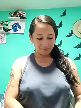 emilypoppy3 online show from 01.29.25