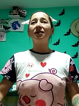 emilypoppy3 online show from 02.17.25