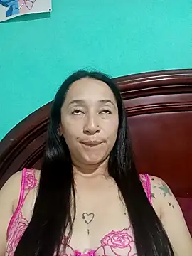 emilypoppy3 online show from 10.14.25