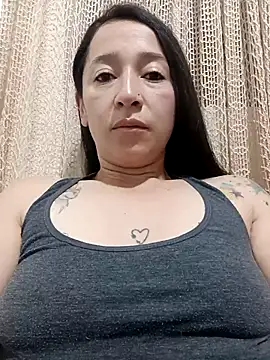 emilypoppy3 online show from 12.14.25