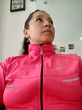 emilypoppy3 online show from 04.29.26