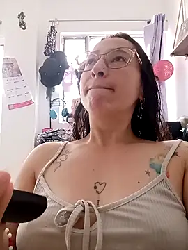 emilypoppy3 online show from 05.08.26