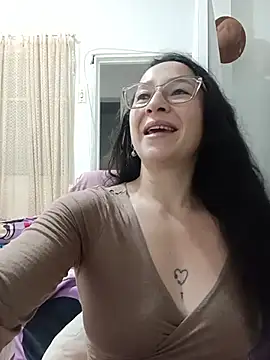 emilypoppy3 online show from 05.26.26