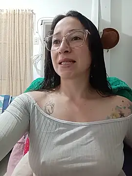 emilypoppy3 online show from 06.05.26