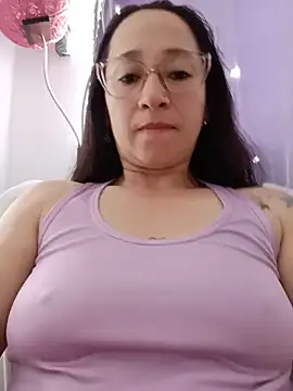 emilypoppy3 online show from 06.18.26
