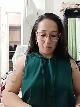 emilypoppy3 online show from 06.19.26