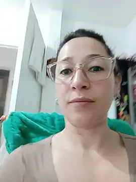 emilypoppy3 online show from 07.01.26