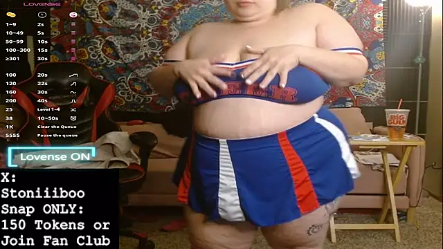 Stoniiiboo online show from 10.25.25