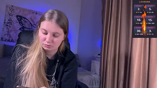 Snapshot of Femdom_Lola chatting on 02.02.26 Femdom Lola online show from 02.02.26