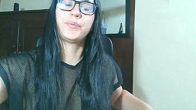Snapshot of brittanycheeks chatting on 07.23.26 brittanycheeks online show from 07.23.26