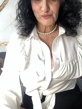 Katie-n online show from 02.04.26