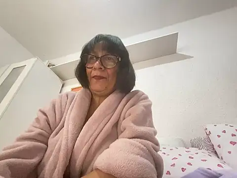 sweeviolet online show from 05.01.26