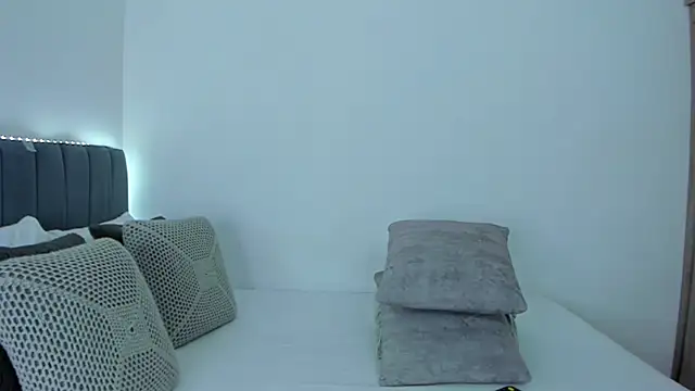 im sarah34 online show from 07.12.26