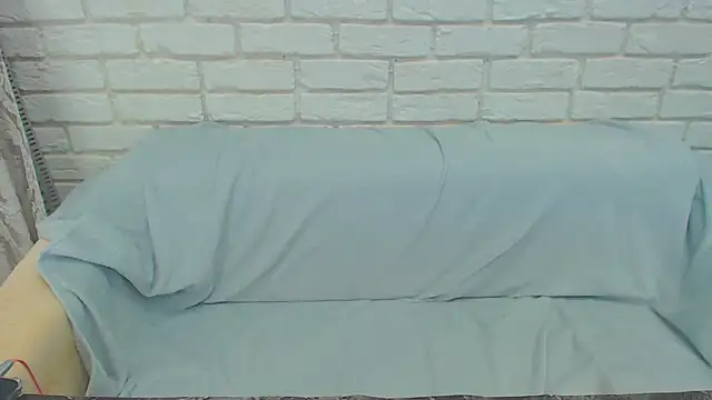 Crazyy girl  online show from 12.23.24