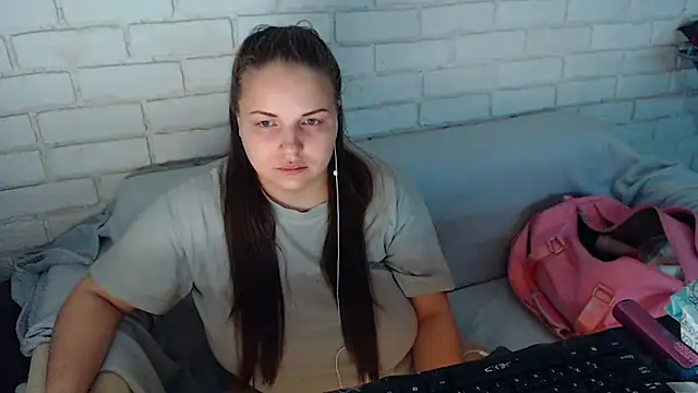 Crazyy girl  online show from 03.11.25