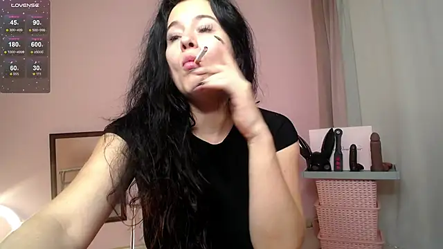 Snapshot of Nastybambi chatting on 11.01.25 Nastybambi online show from 11.01.25