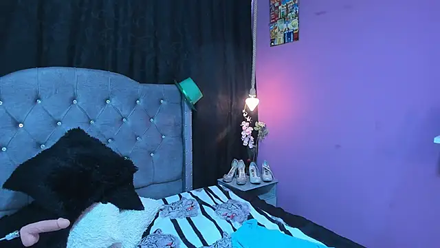 martina foxy  online show from 03.22.25