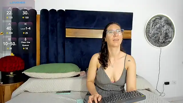 Snapshot of Andromeda-jade chatting on 12.16.24 Andromeda-jade online show from 12.16.24