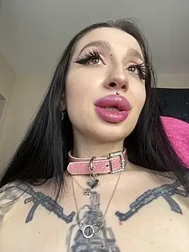 Molly  Moon online show from 03.14.26