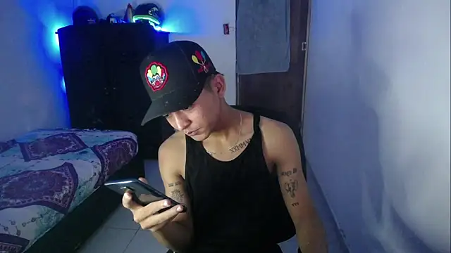 Sxntisaul   online show from 02.17.25